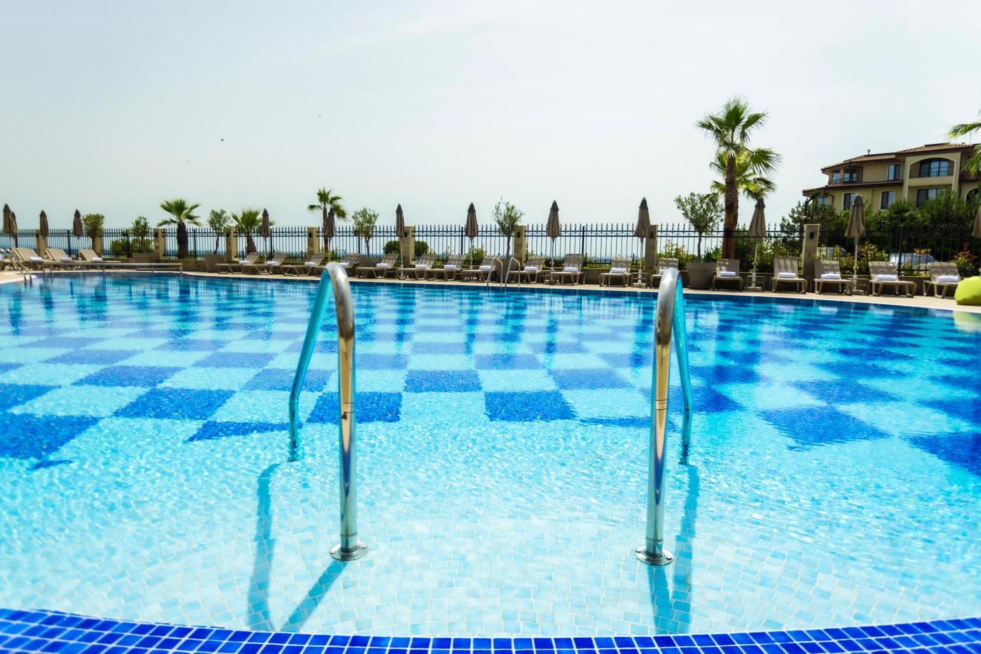 Natura All Seasons Boutique Hotel Burgas Exterior foto